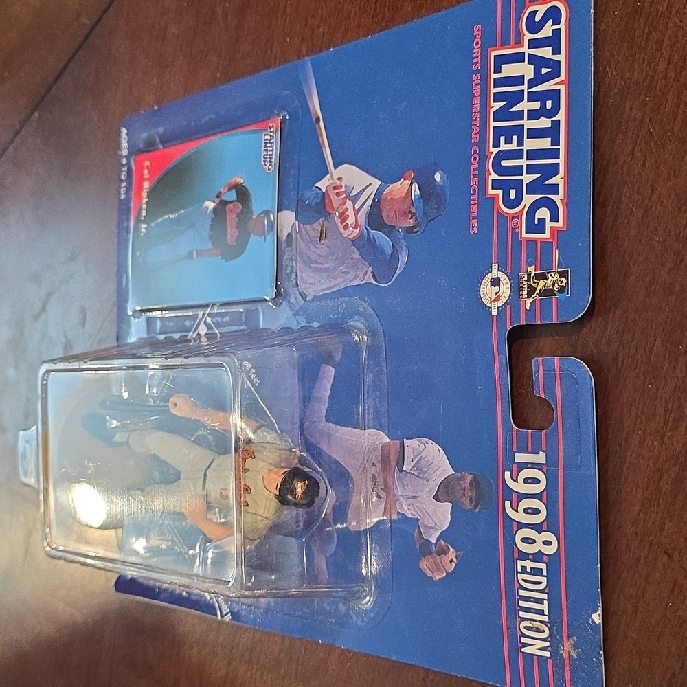 Starting Lineup 1998 Edition Cal Ripken Jr. Figure - Picture 4 of 7